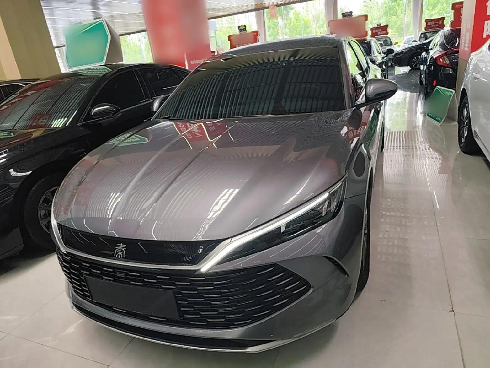 BYD Qin L 2024 DM-i 80KM Leading Model — миниатюра 2