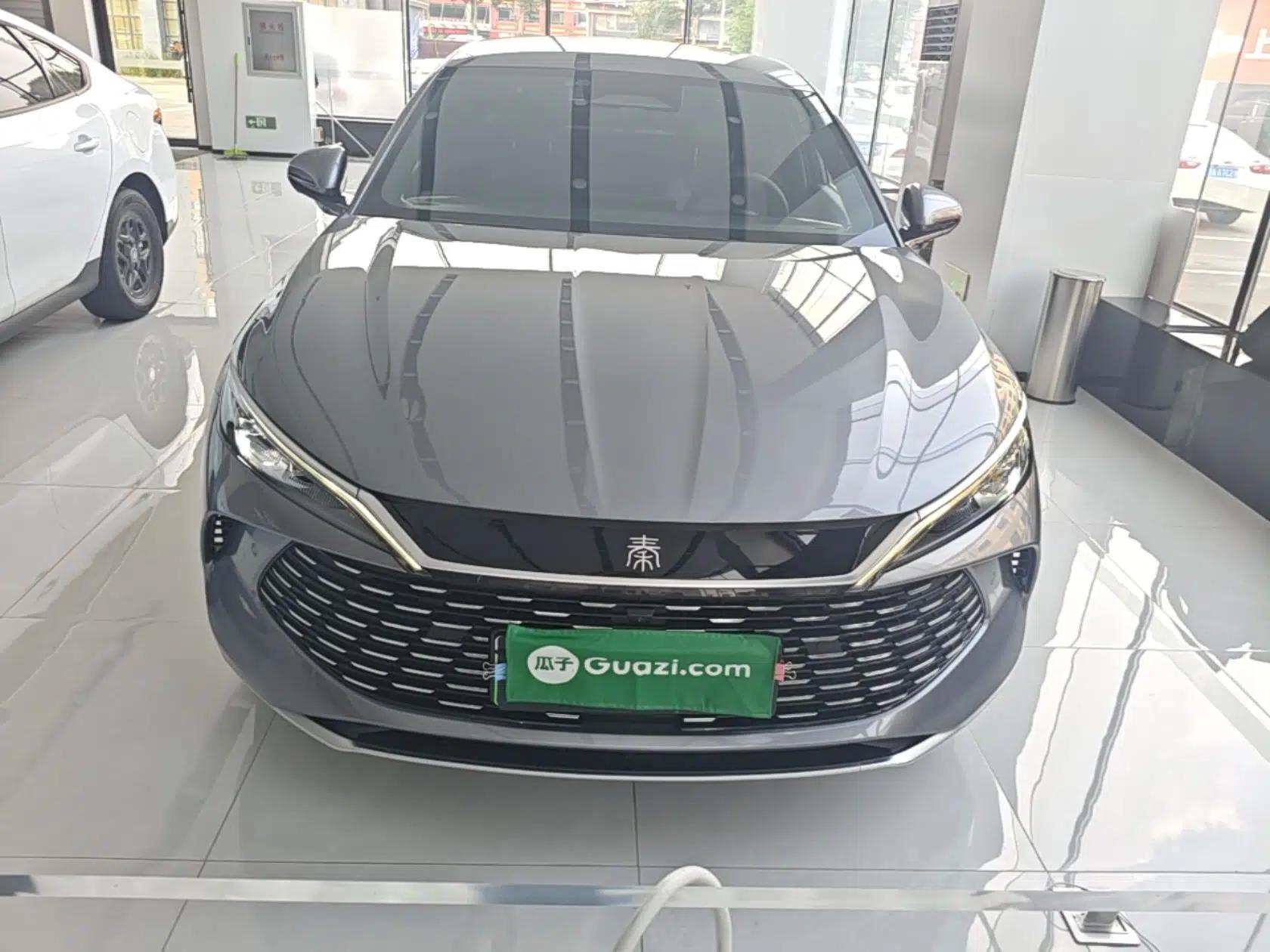 BYD Qin L 2025 DM-i Smart Drive 80KM Leading Model — миниатюра 2