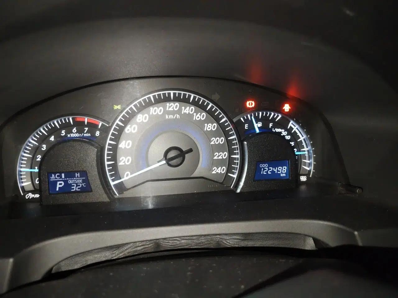Toyota Camry 2013 2.5G Comfort Edition — миниатюра 11