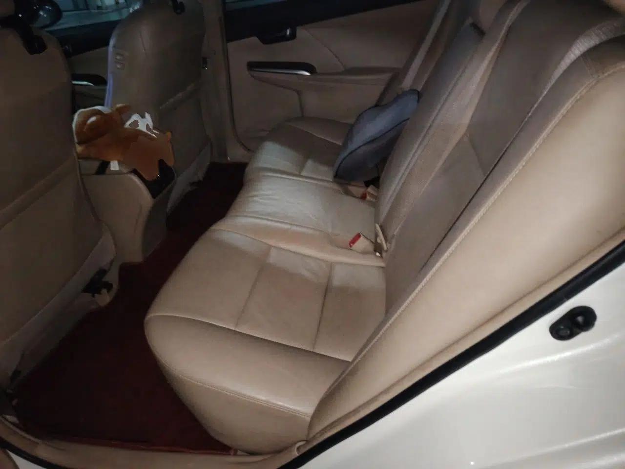 Toyota Camry 2013 2.5G Comfort Edition — миниатюра 17
