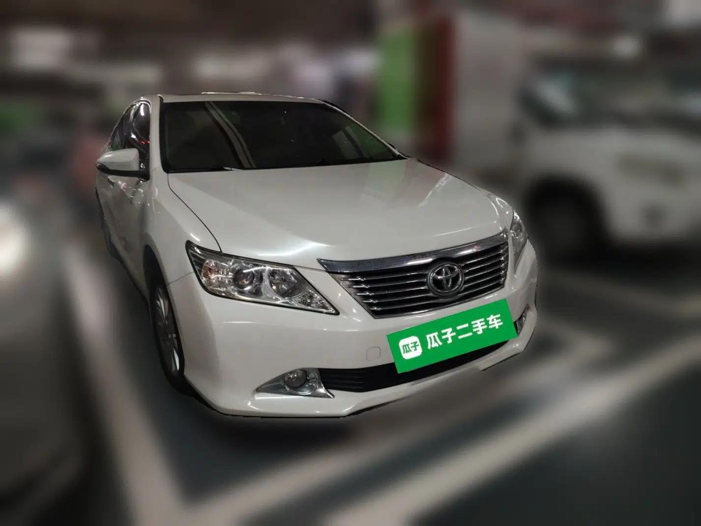 Toyota Camry 2013 2.5G Comfort Edition — миниатюра 3
