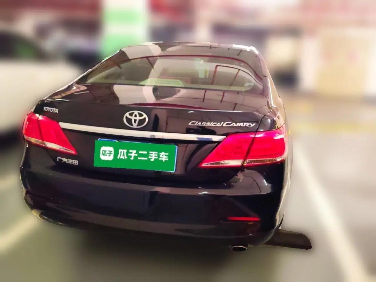 Toyota Camry 2013 200E Classic Elite Edition — миниатюра 5