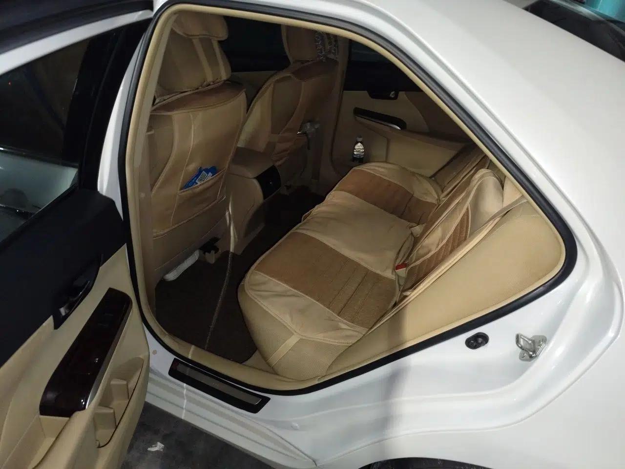 Toyota Camry 2015 2.0E Elite Edition — миниатюра 17