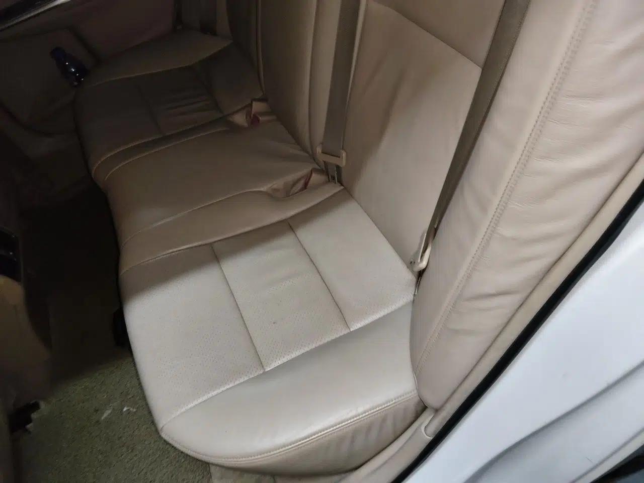 Toyota Camry 2012 Junrui 2.0S Radiant Edition — миниатюра 17