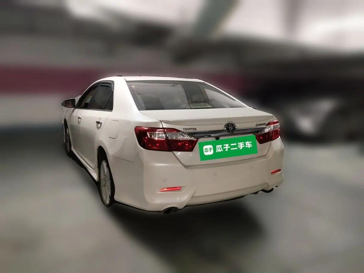 Toyota Camry 2012 Junrui 2.0S Radiant Edition — миниатюра 4