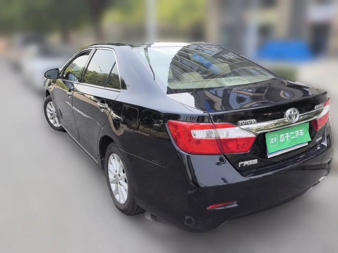 Toyota Camry 2012 2.0G Luxury Edition — миниатюра 4