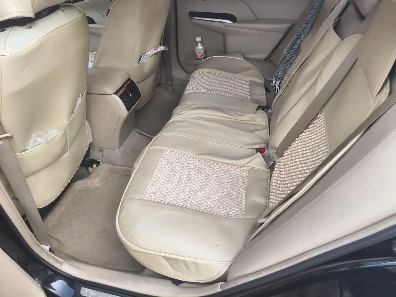 Toyota Camry 2012 2.0G Luxury Edition — миниатюра 17