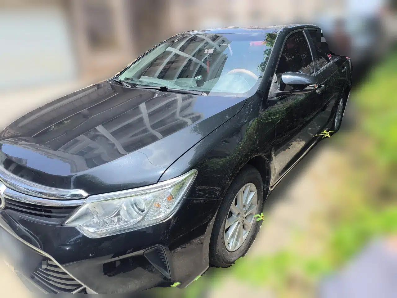 Toyota Camry 2016 2.0G 10th Anniversary Leading Edition — миниатюра 1