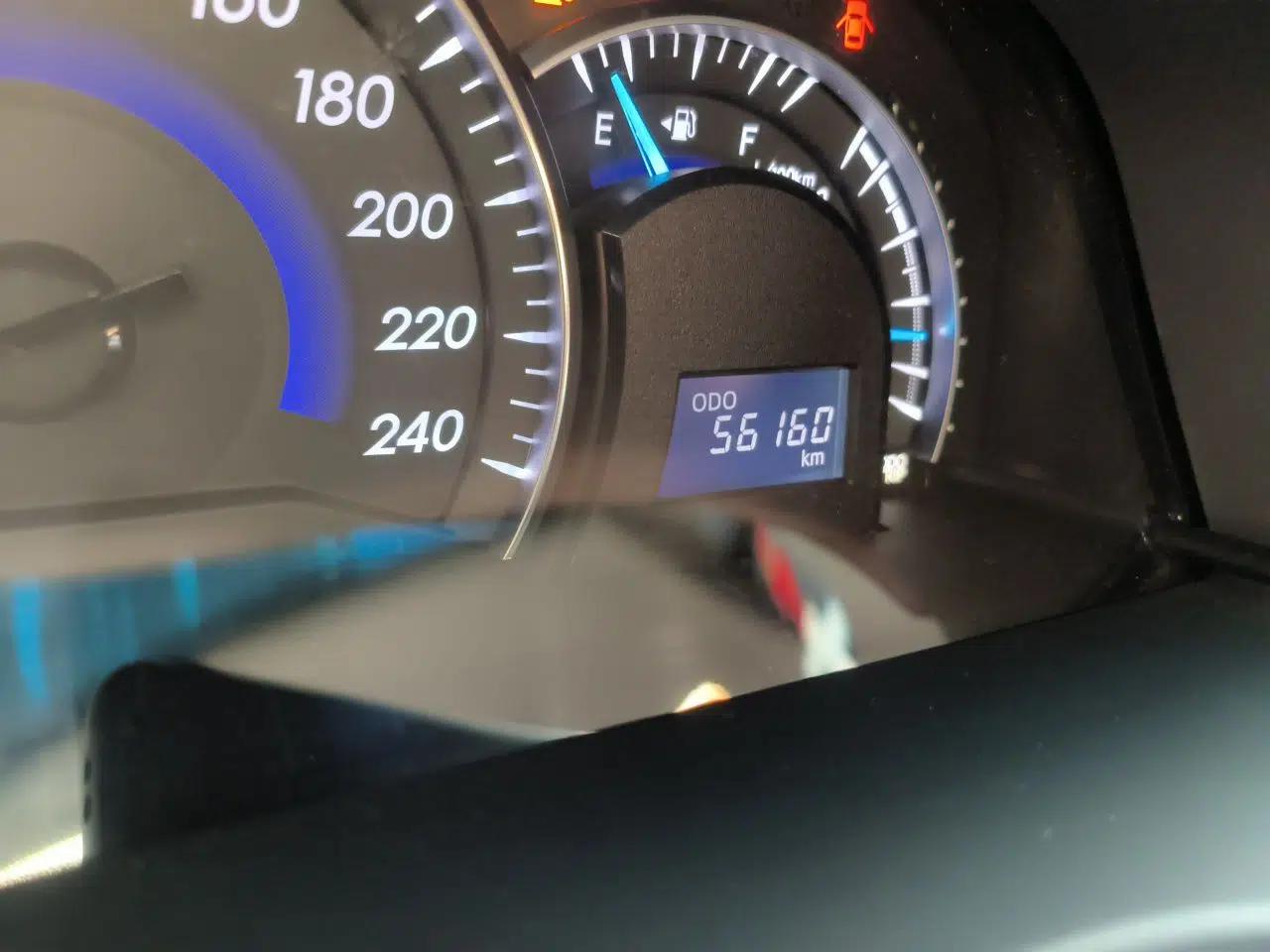 Toyota Camry 2016 2.0G 10th Anniversary Leading Edition — миниатюра 11