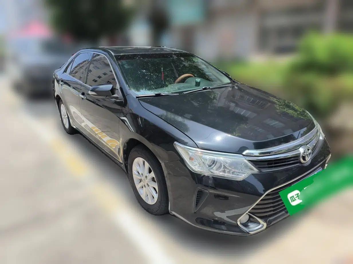 Toyota Camry 2016 2.0G 10th Anniversary Leading Edition — миниатюра 3