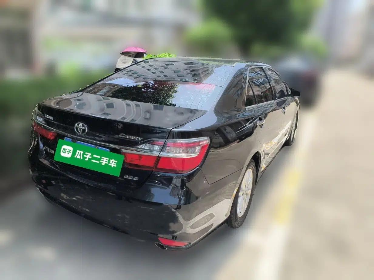 Toyota Camry 2016 2.0G 10th Anniversary Leading Edition — миниатюра 6