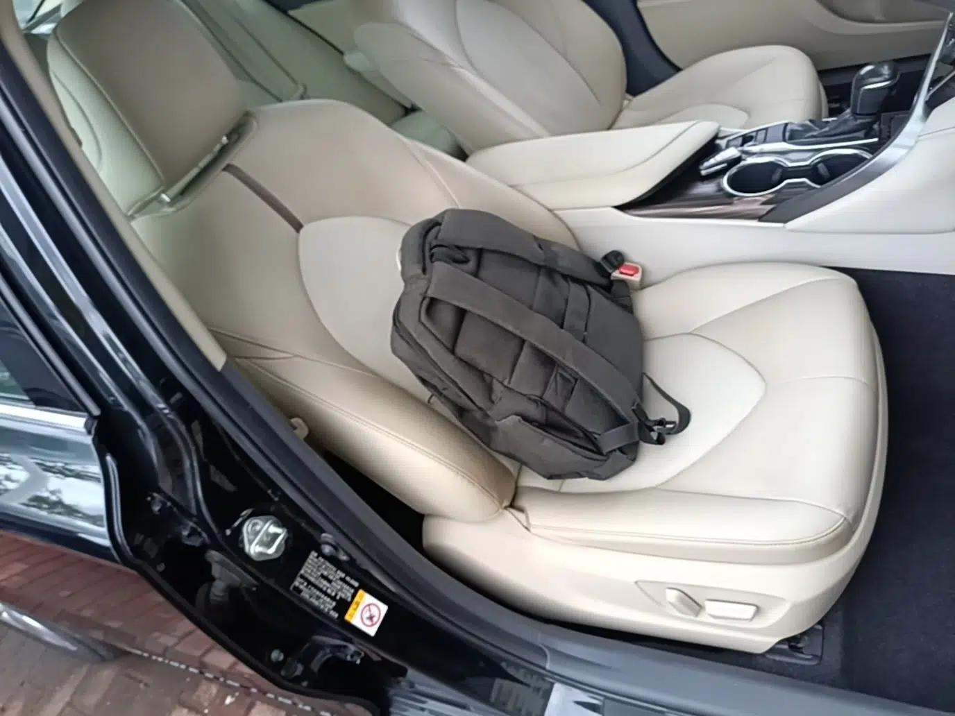 Toyota Camry 2018 2.0G Luxury Edition — миниатюра 19