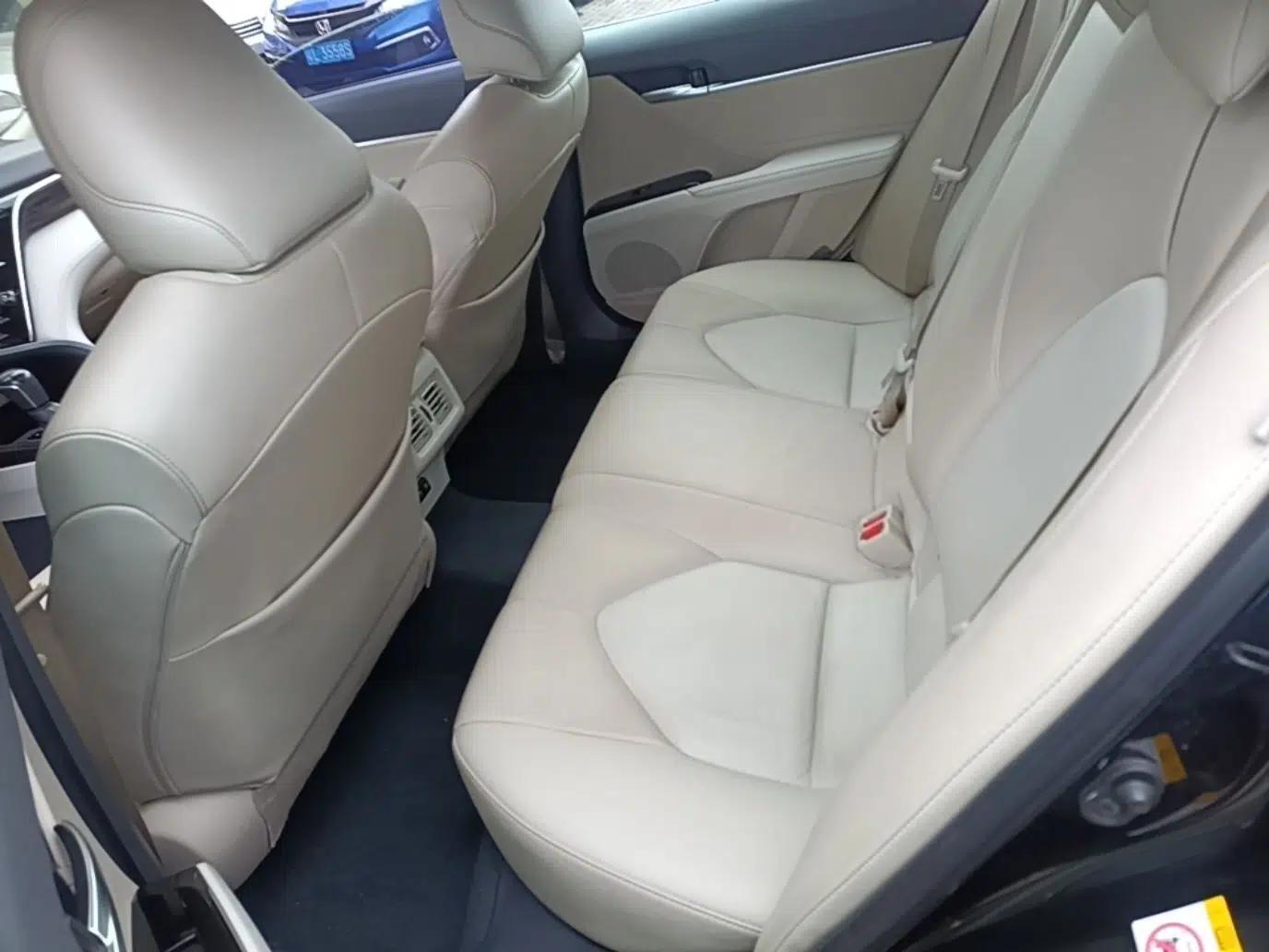 Toyota Camry 2018 2.0G Luxury Edition — миниатюра 20
