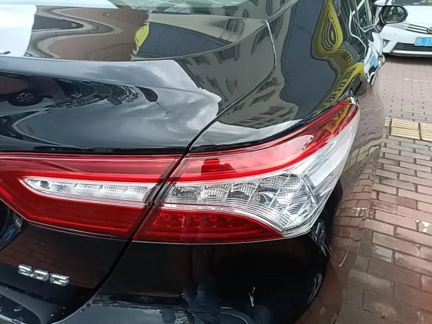 Toyota Camry 2018 2.0G Luxury Edition — миниатюра 9