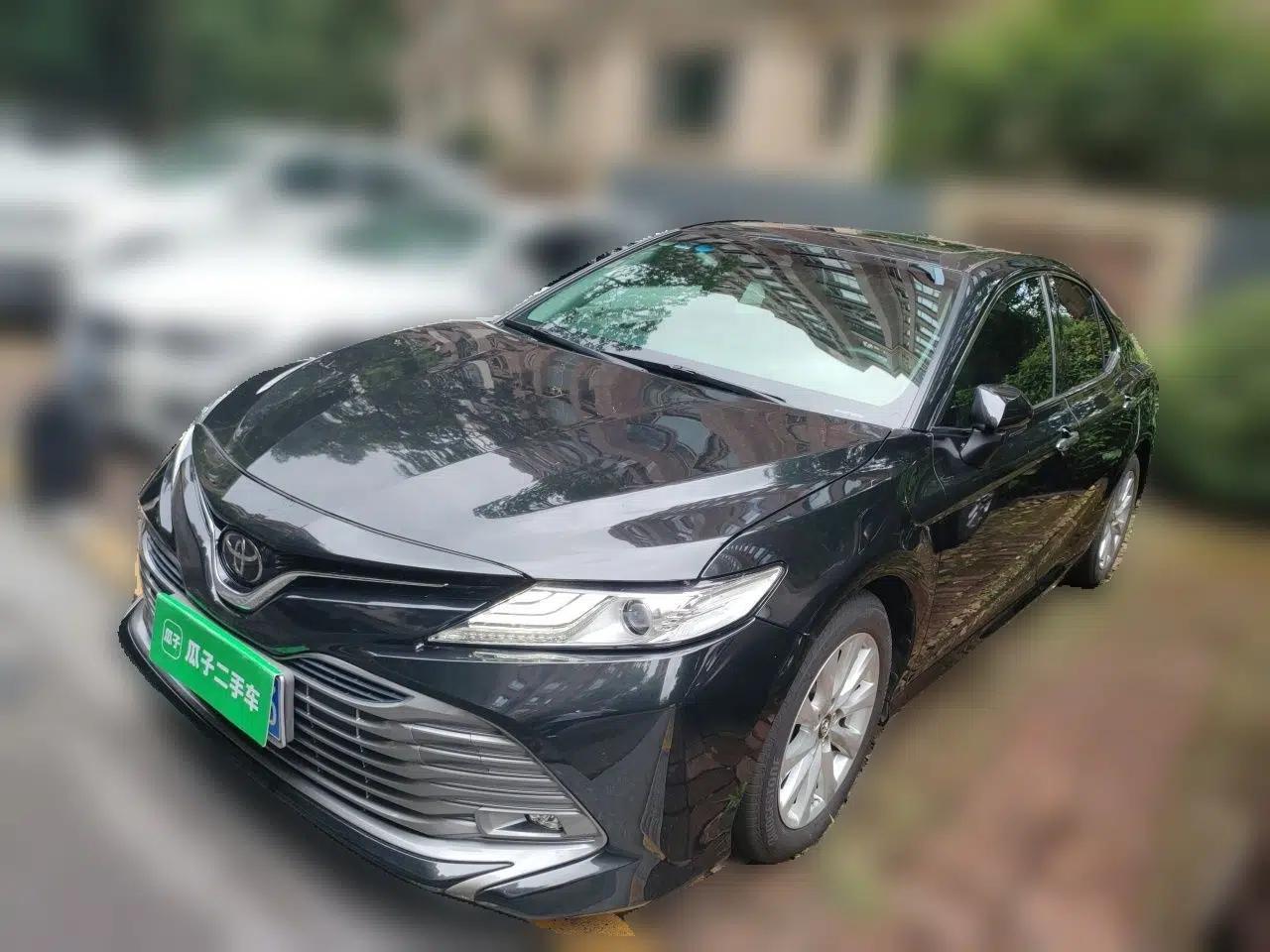 Toyota Camry 2018 2.0G Luxury Edition — миниатюра 1