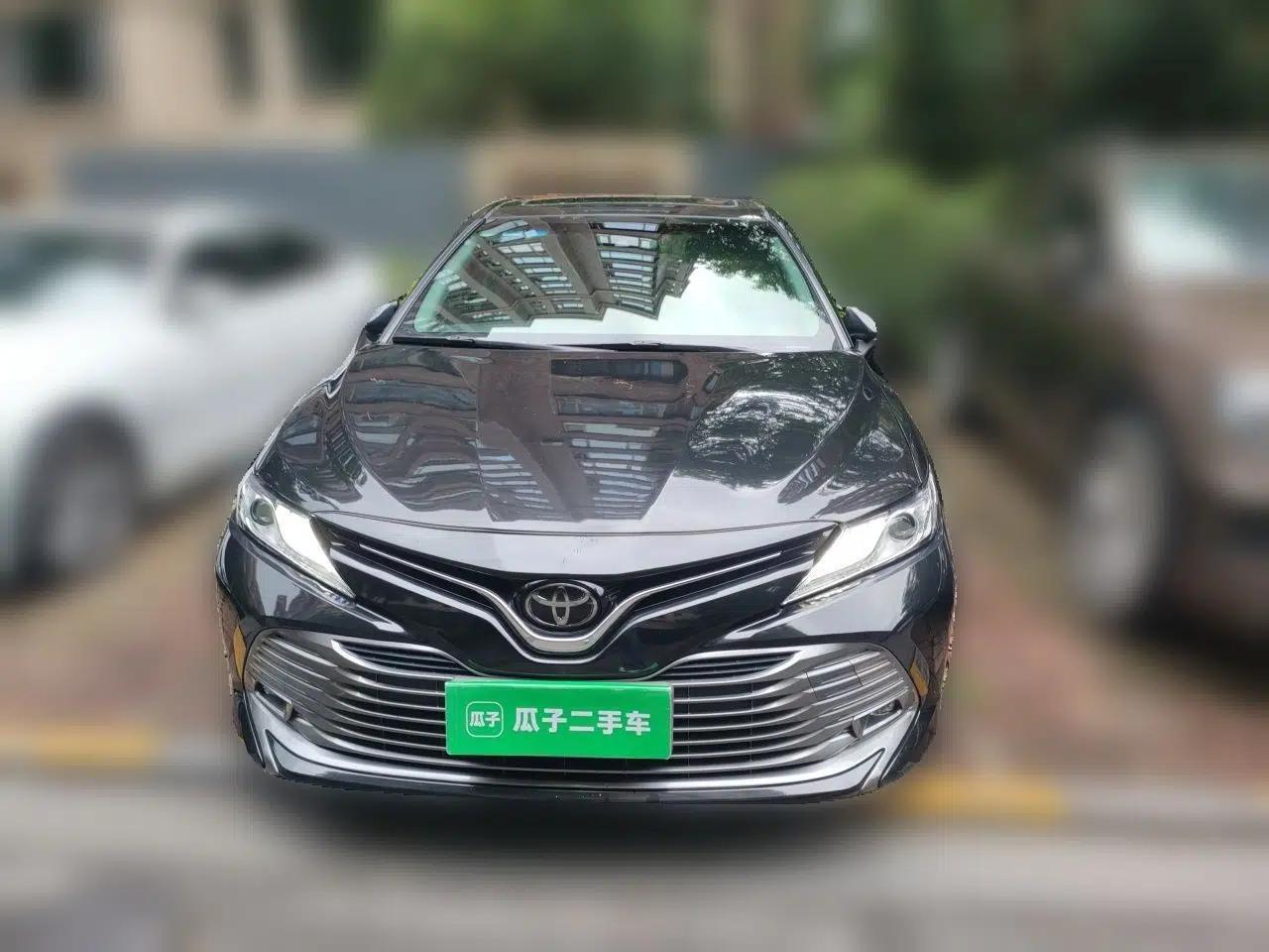 Toyota Camry 2018 2.0G Luxury Edition — миниатюра 2