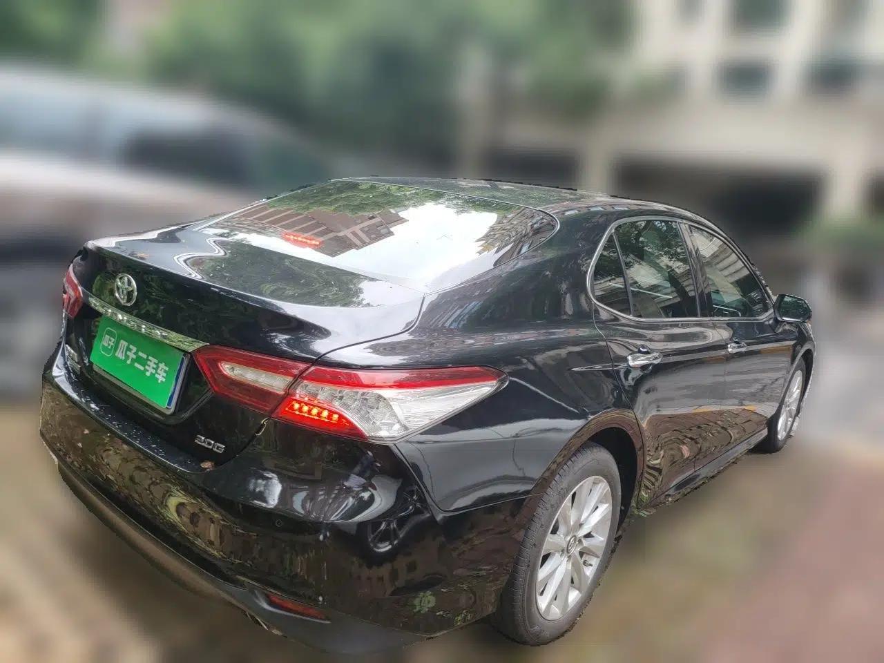Toyota Camry 2018 2.0G Luxury Edition — миниатюра 6