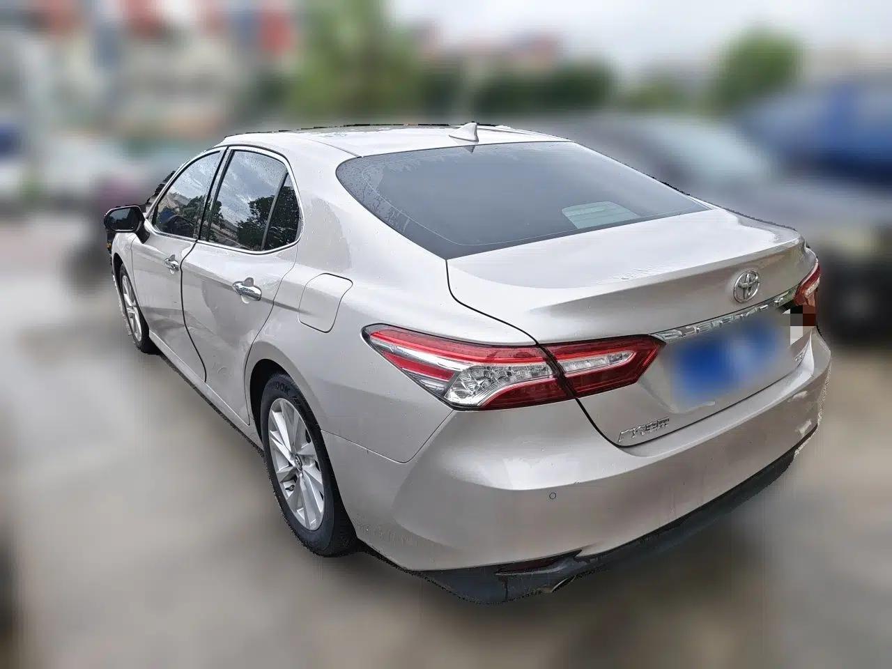 Toyota Camry 2021 2.0G Luxury Edition — миниатюра 4