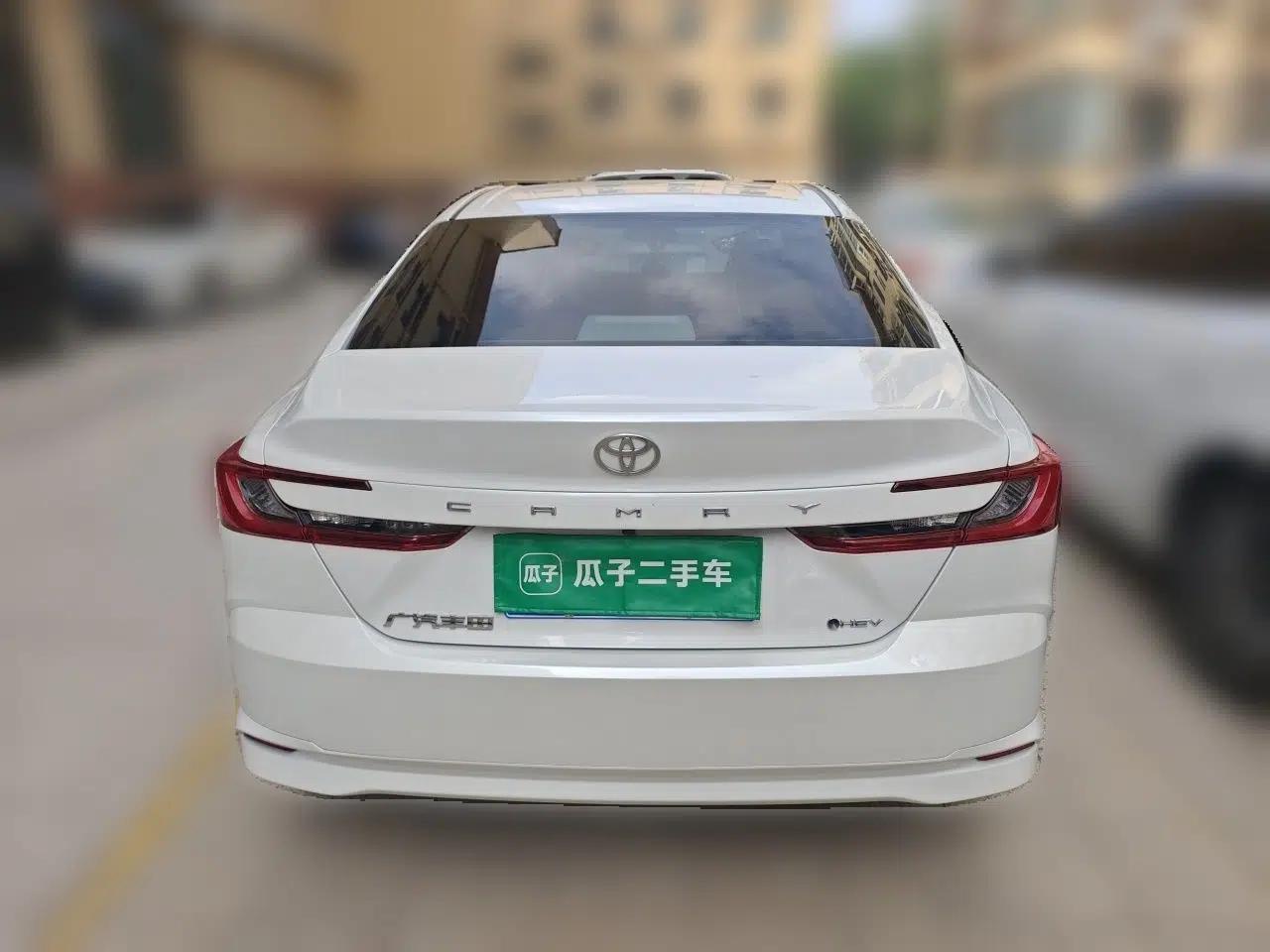 Toyota Camry 2024 Dual-Motor 2.0 HGVP Luxury Edition — миниатюра 5