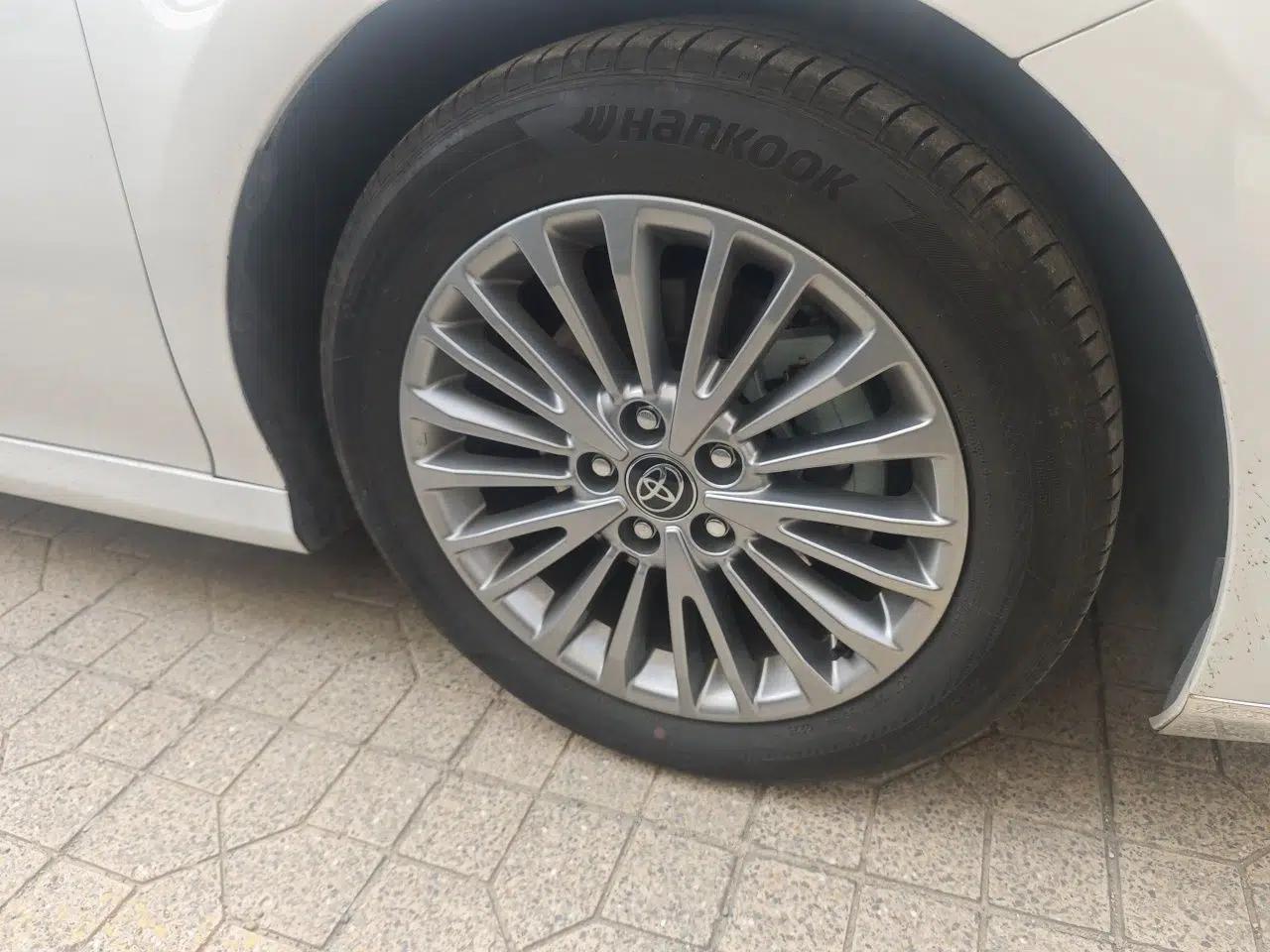 Toyota Camry 2024 Dual-Motor 2.0 HGVP Luxury Edition — миниатюра 8