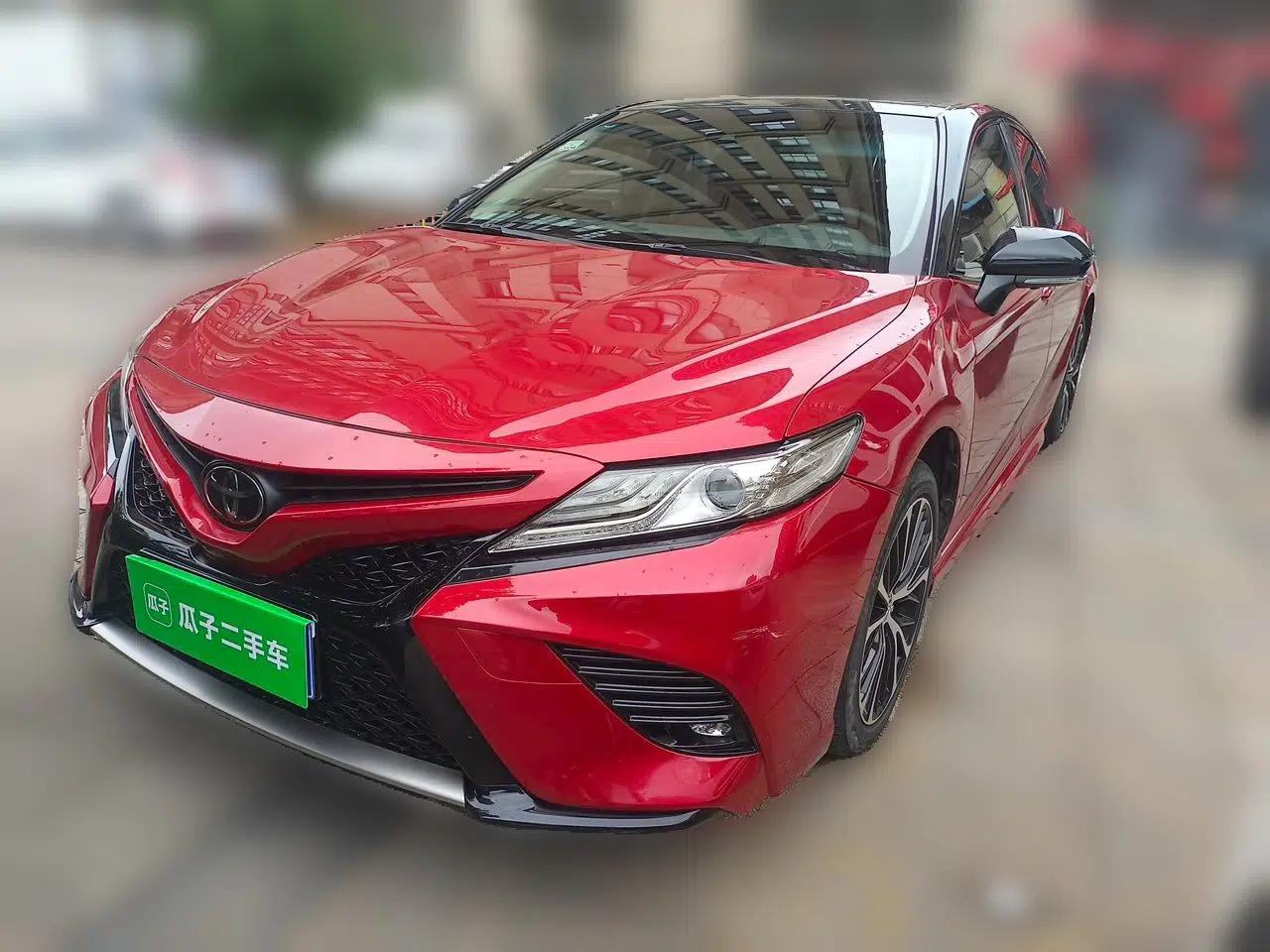 Toyota Camry 2018 2.5S Fēngshàng Edition — миниатюра 1