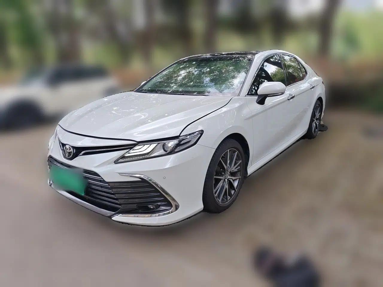 Toyota Camry 2021 2.5G Luxury Edition — миниатюра 1