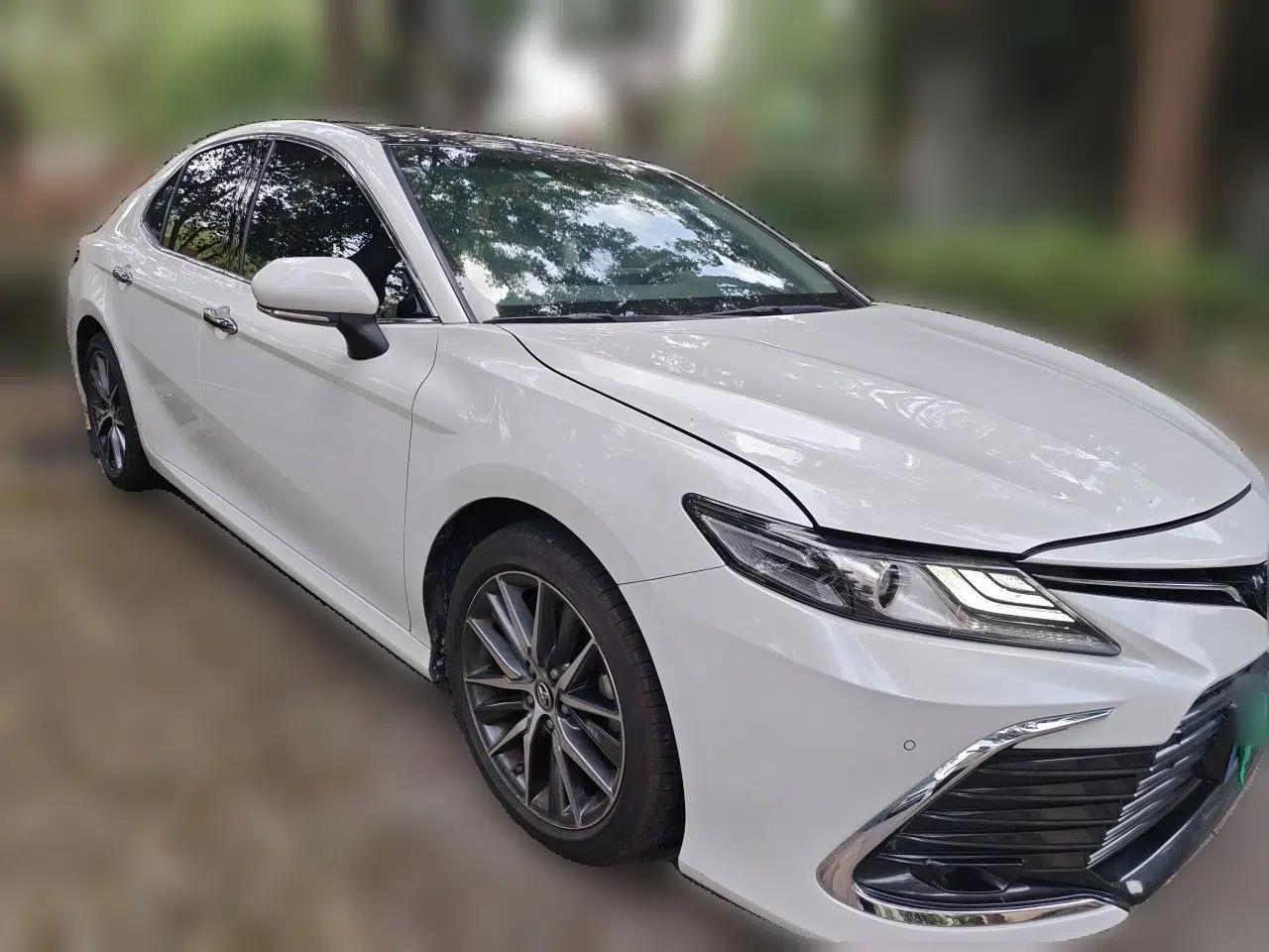 Toyota Camry 2021 2.5G Luxury Edition — миниатюра 3
