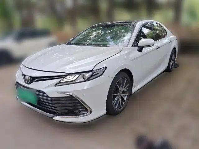 Toyota Camry 2021 2.5G Luxury Edition