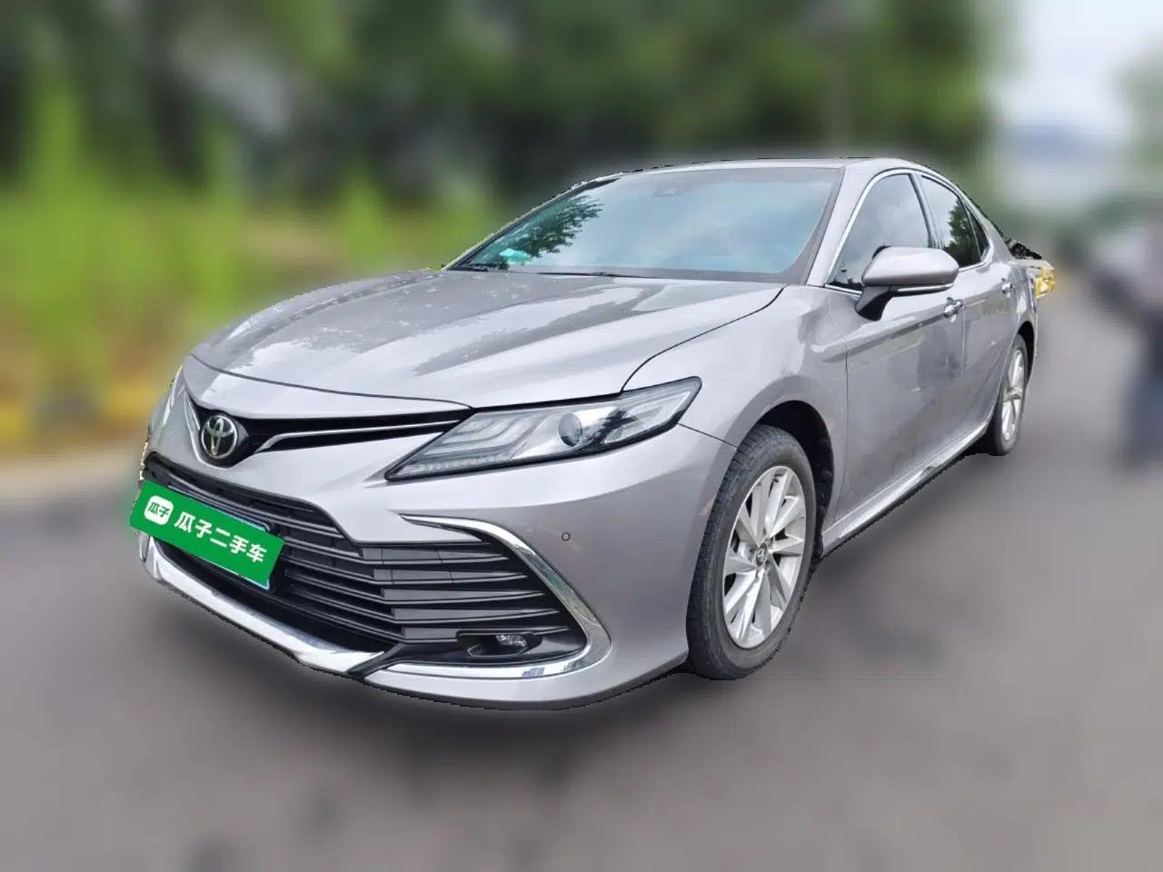 Toyota Camry 2023 2.0G Luxury Edition — миниатюра 1