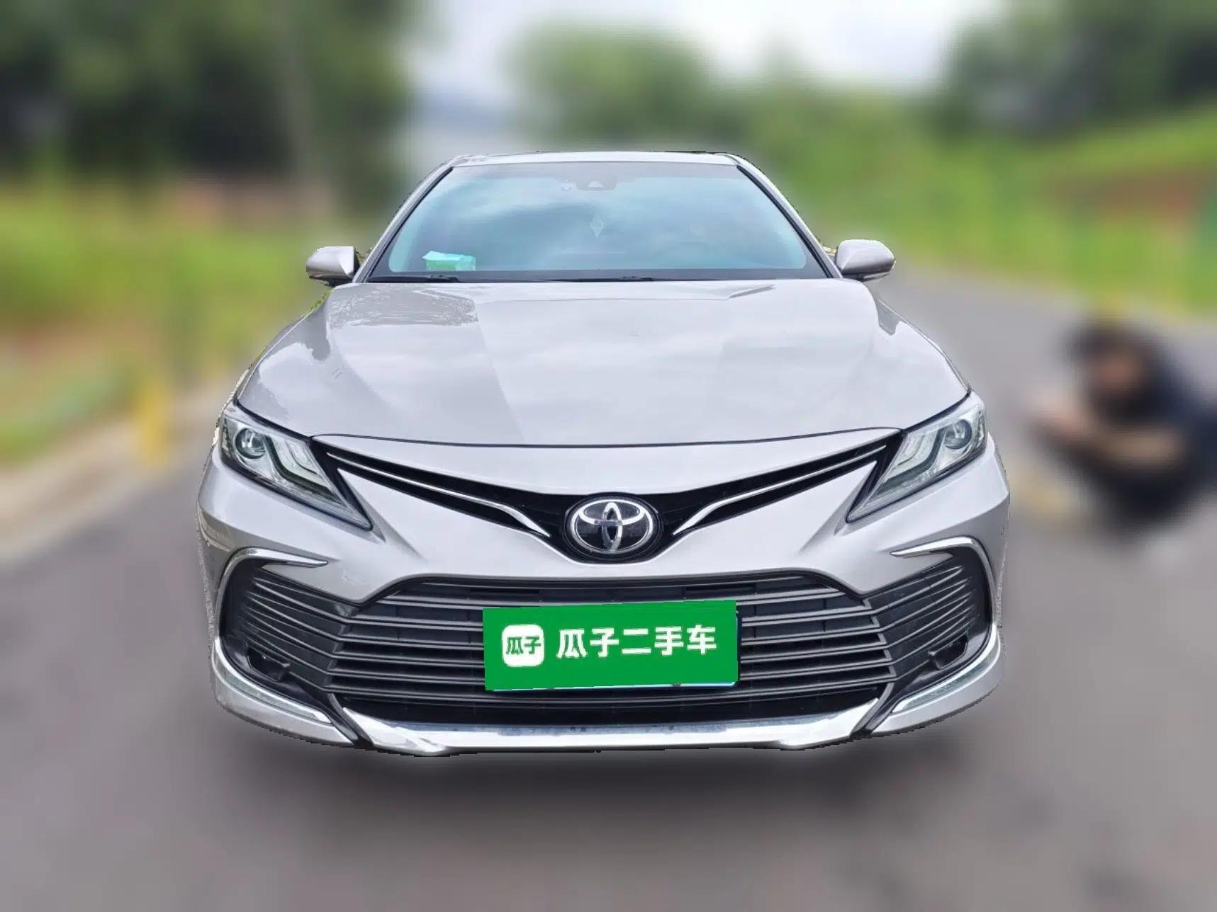 Toyota Camry 2023 2.0G Luxury Edition — миниатюра 2
