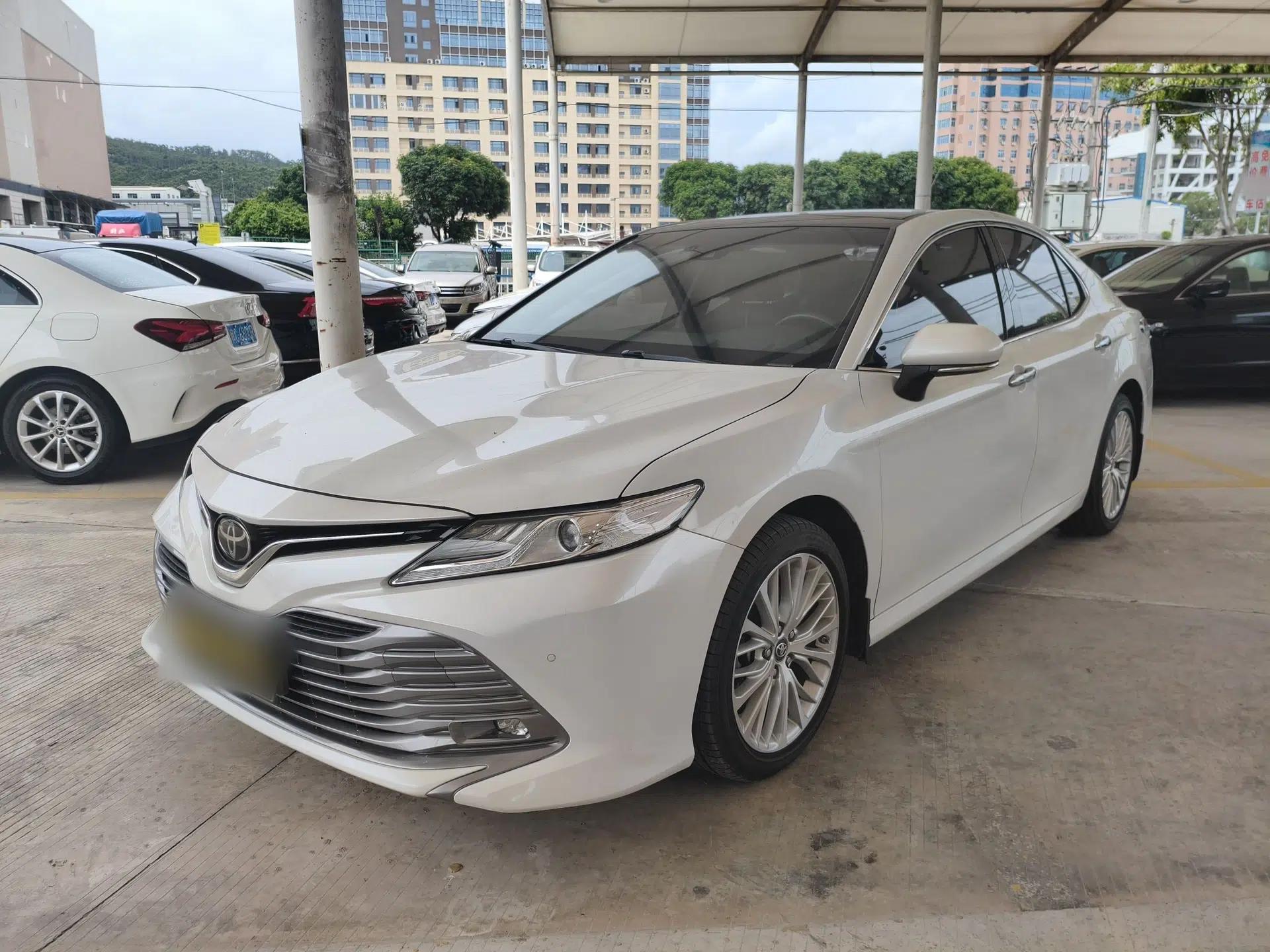 Toyota Camry 2019 2.5G Luxury Edition China VI Standard — миниатюра 1