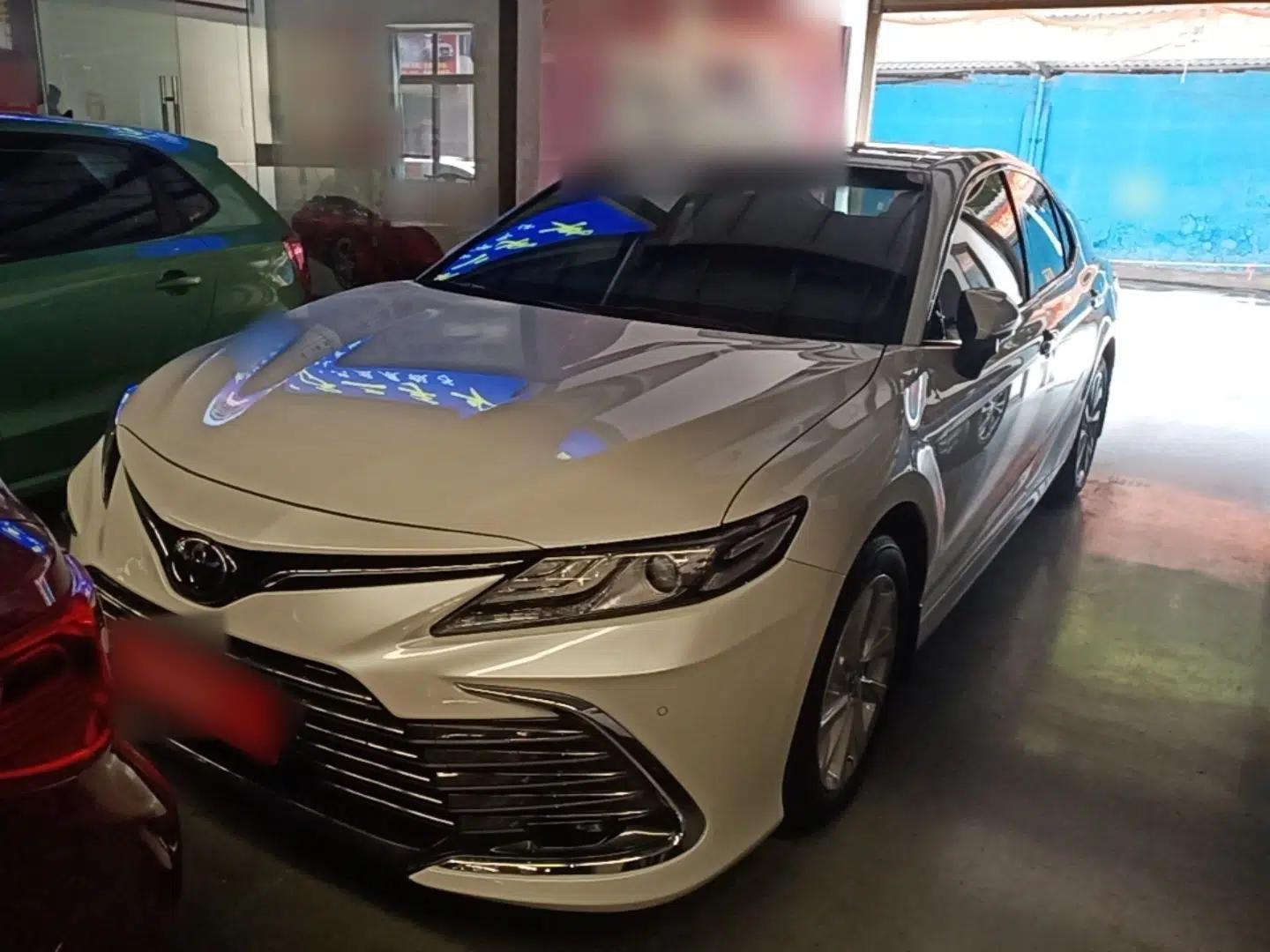 Toyota Camry 2021 2.0G Luxury Edition — миниатюра 1