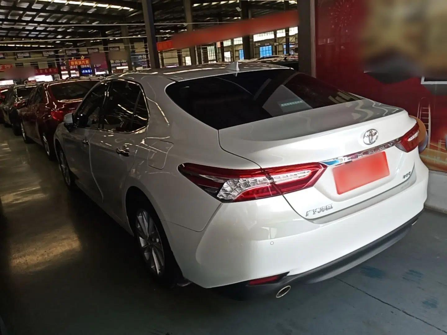 Toyota Camry 2021 2.0G Luxury Edition — миниатюра 4