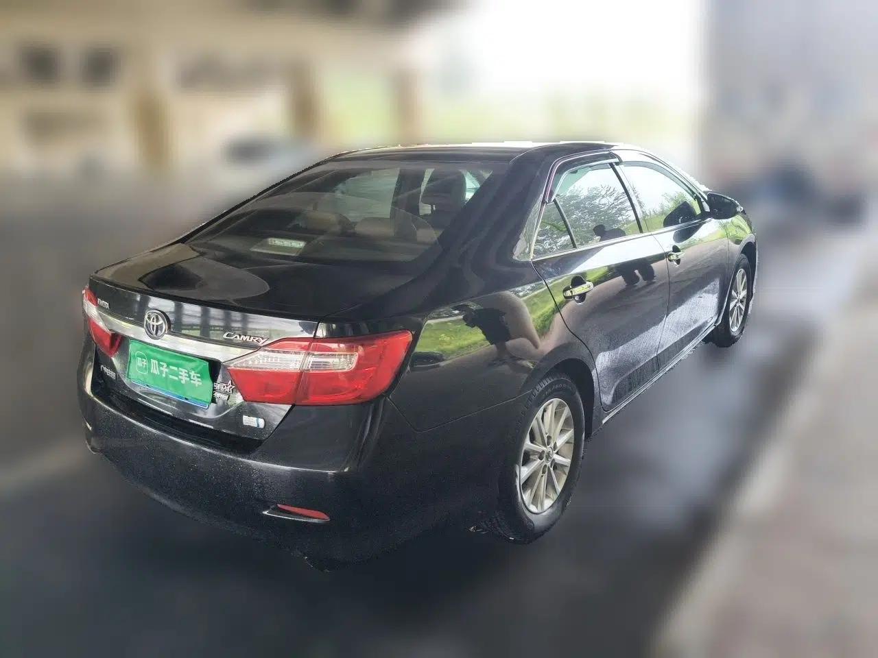 Toyota Camry 2012 Luxurious Edition 2.5HG Zunrui — миниатюра 6