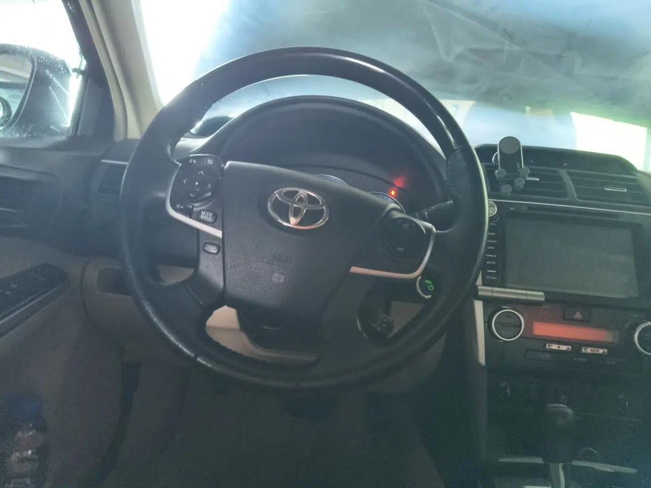 Toyota Camry 2012 Luxurious Edition 2.5HG Zunrui — миниатюра 10
