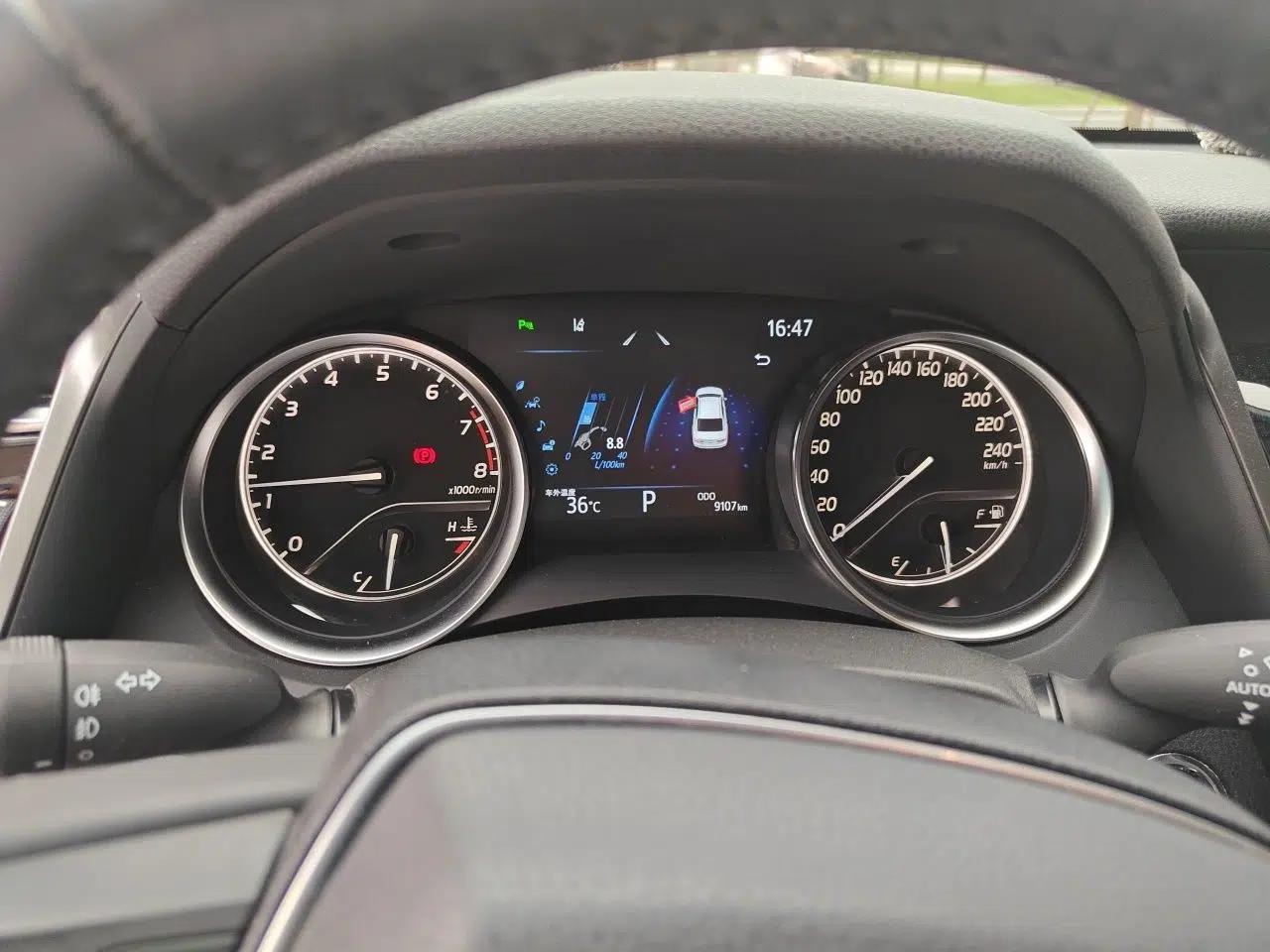 Toyota Camry 2021 2.0G Luxury Edition — миниатюра 11