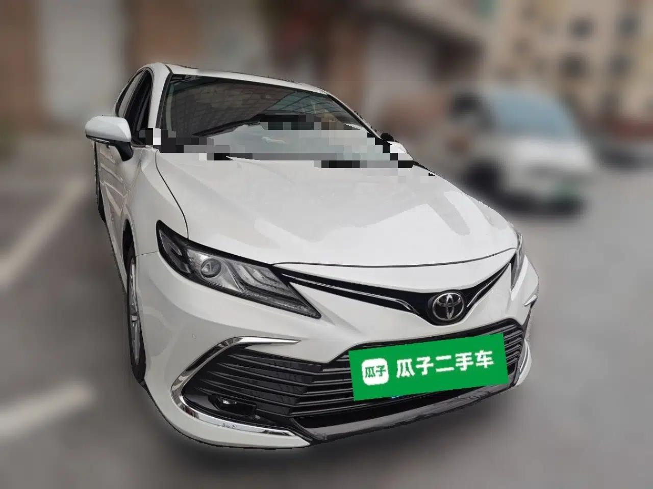 Toyota Camry 2021 2.0G Luxury Edition — миниатюра 3
