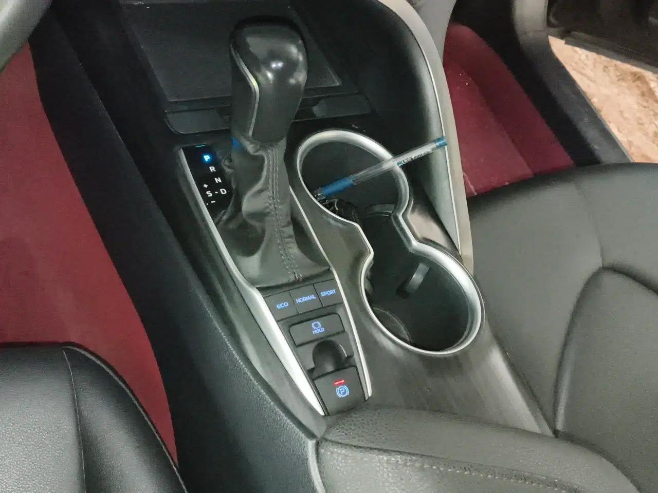 Toyota Camry 2021 2.5G Luxury Edition — миниатюра 14