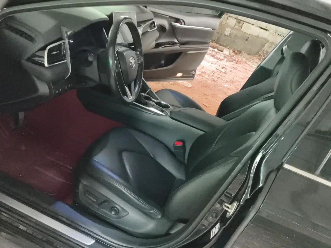Toyota Camry 2021 2.5G Luxury Edition — миниатюра 15