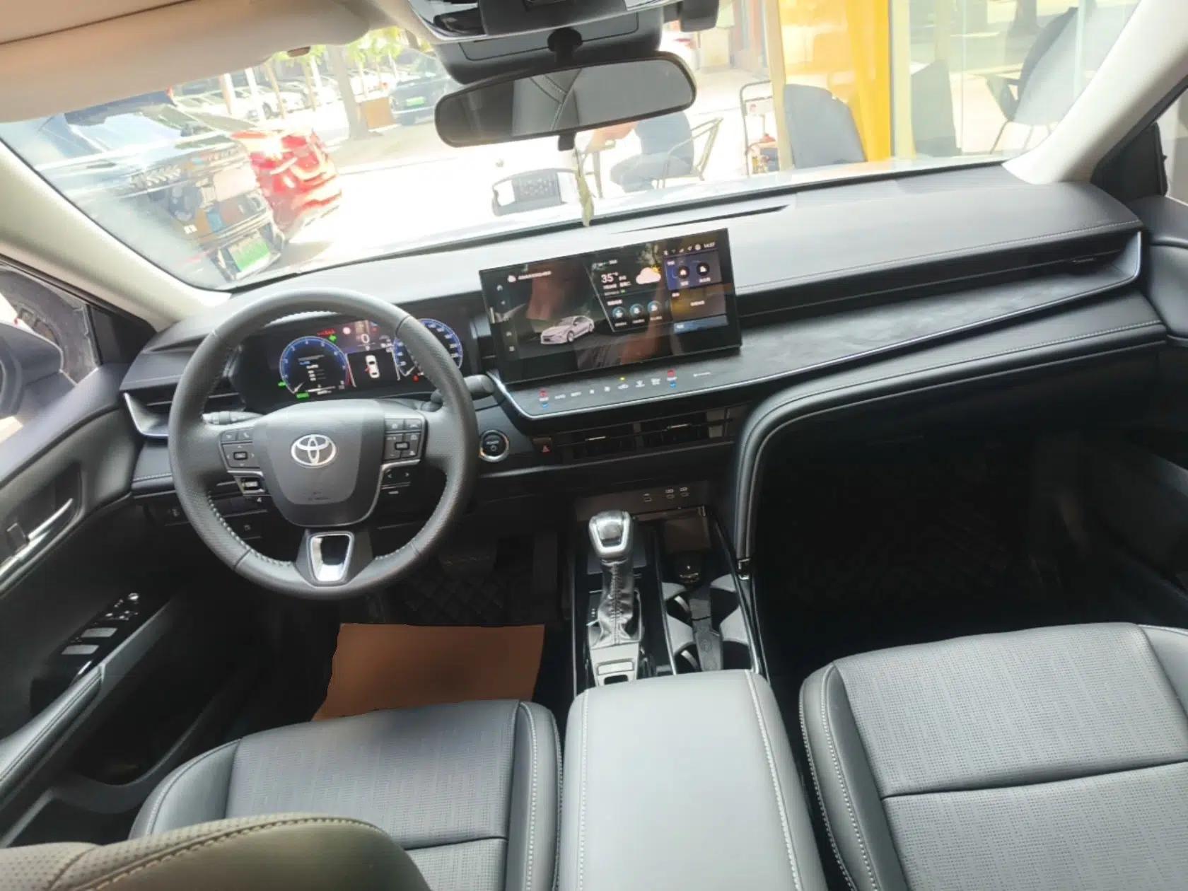Toyota Camry 2024 Dual-Motor 2.0 HG Premium Edition — миниатюра 12
