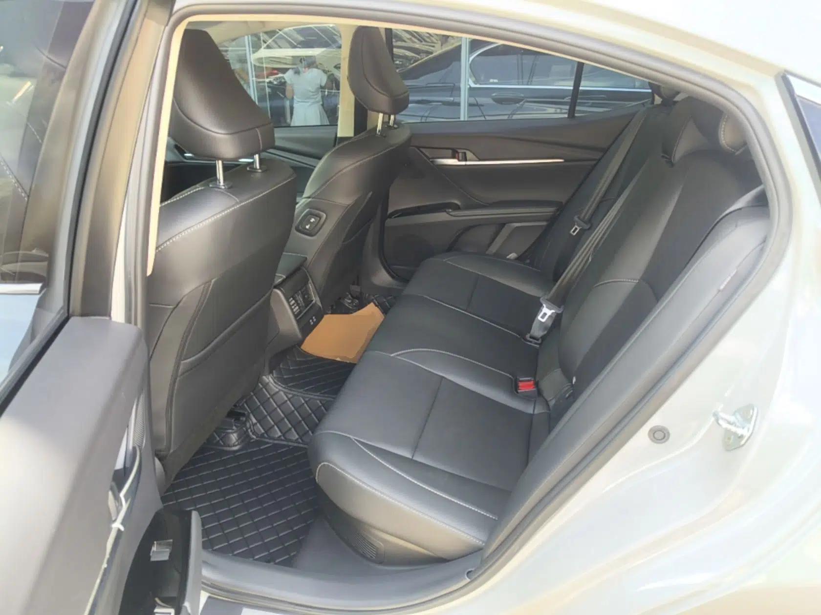 Toyota Camry 2024 Dual-Motor 2.0 HG Premium Edition — миниатюра 20