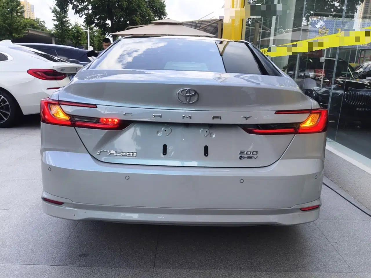 Toyota Camry 2024 Dual-Motor 2.0 HG Premium Edition — миниатюра 5