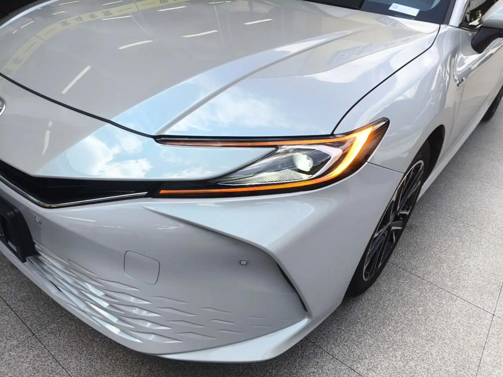 Toyota Camry 2024 Dual-Motor 2.0 HG Premium Edition — миниатюра 8