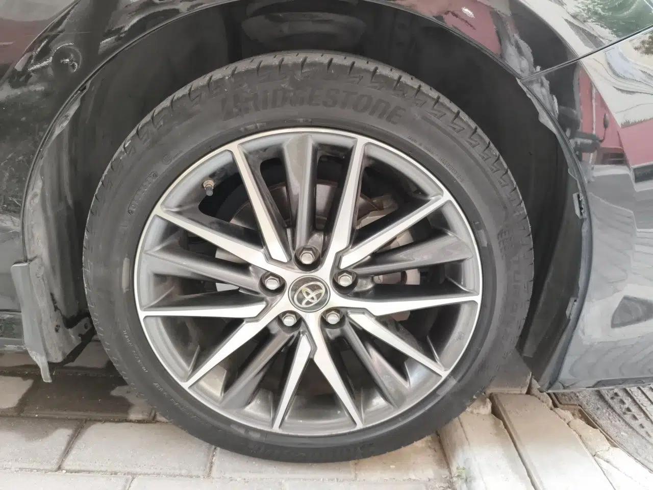 Toyota Camry 2021 2.5G Luxury Edition — миниатюра 8