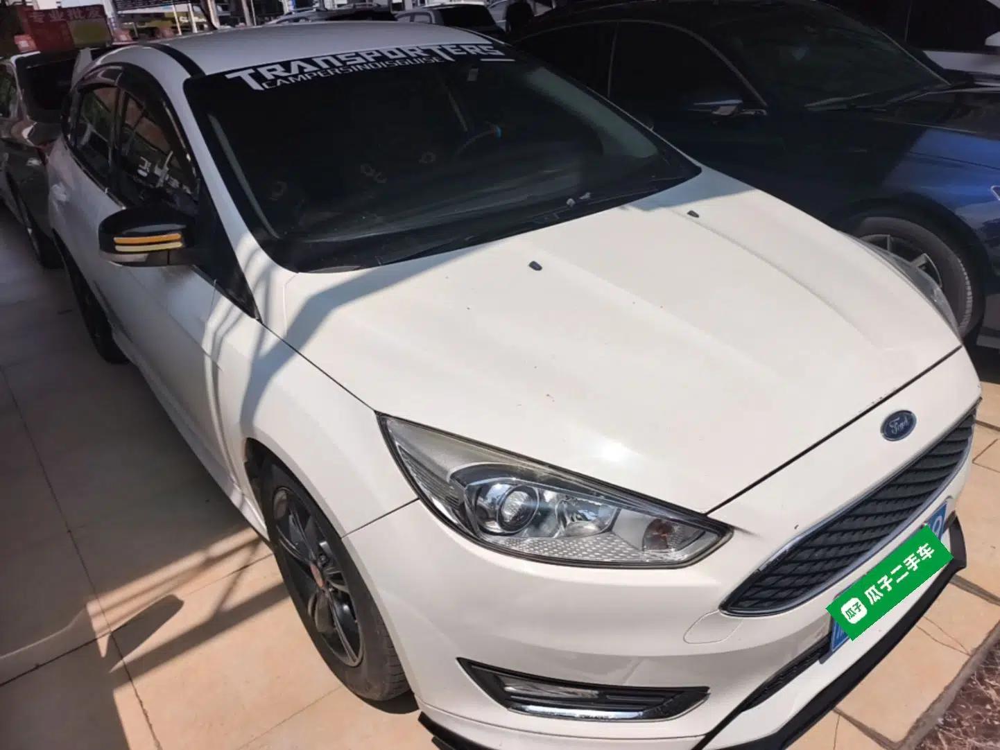 Ford Focus 2017 Hatchback 1.6L Automatic Comfort Plus SmartDrive Edition — миниатюра 3