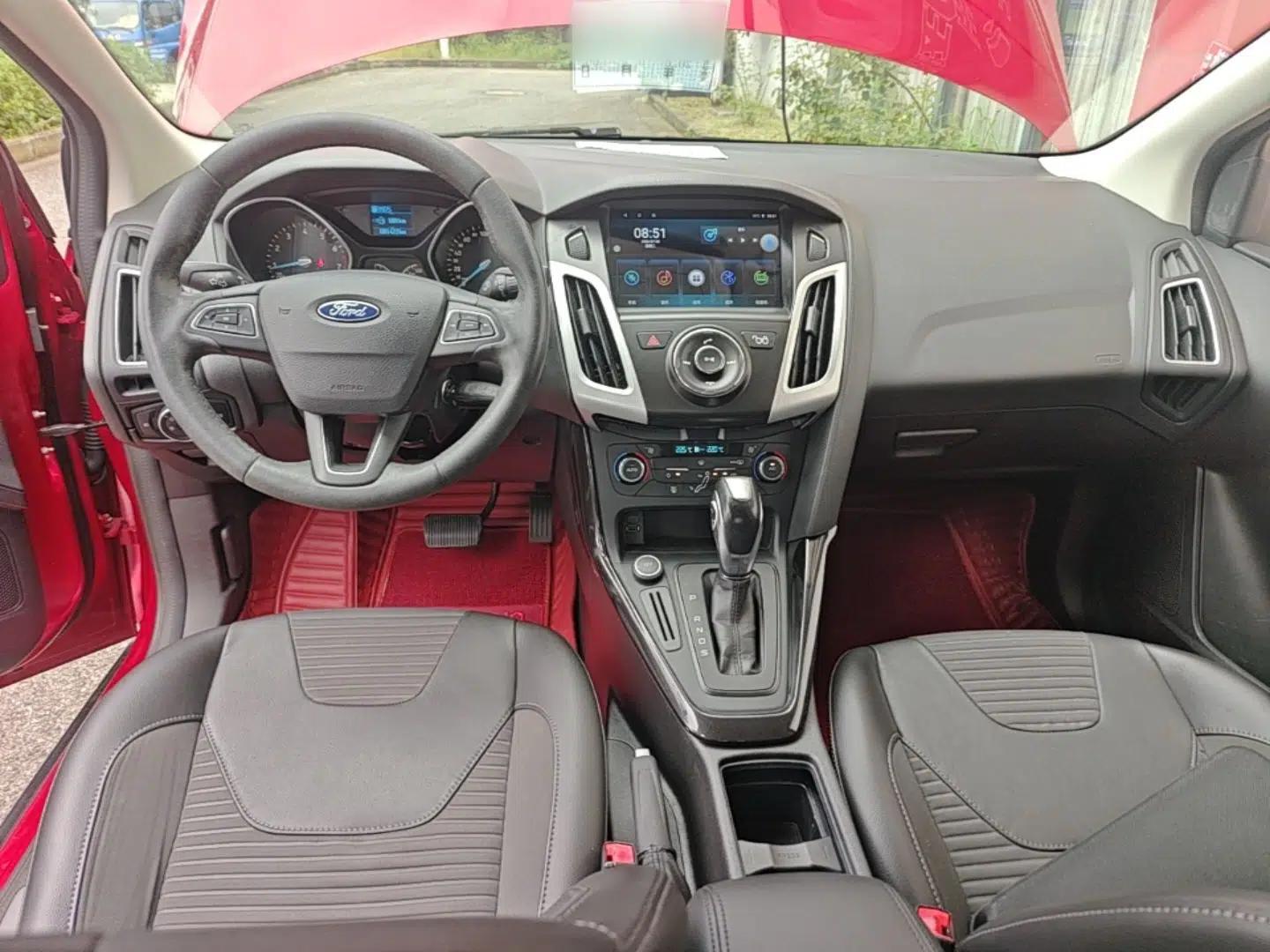Ford Focus 2017 Sedan 1.6L Automatic Fashion Edition Smart Drive Version — миниатюра 12