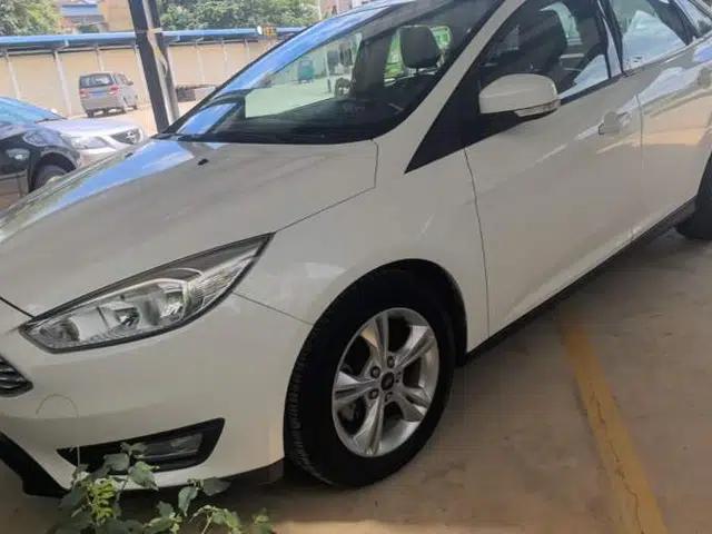 Ford Focus 2015 Sedan 1.6L Automatic Comfort Model