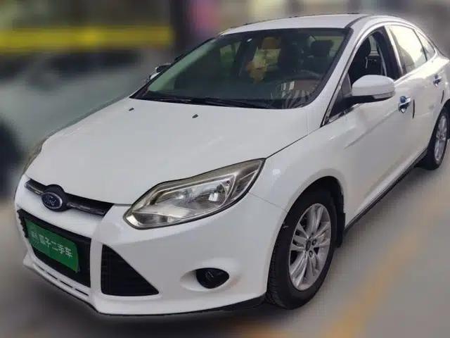 Ford Focus 2012 Sedan 1.6L Automatic Comfort Model