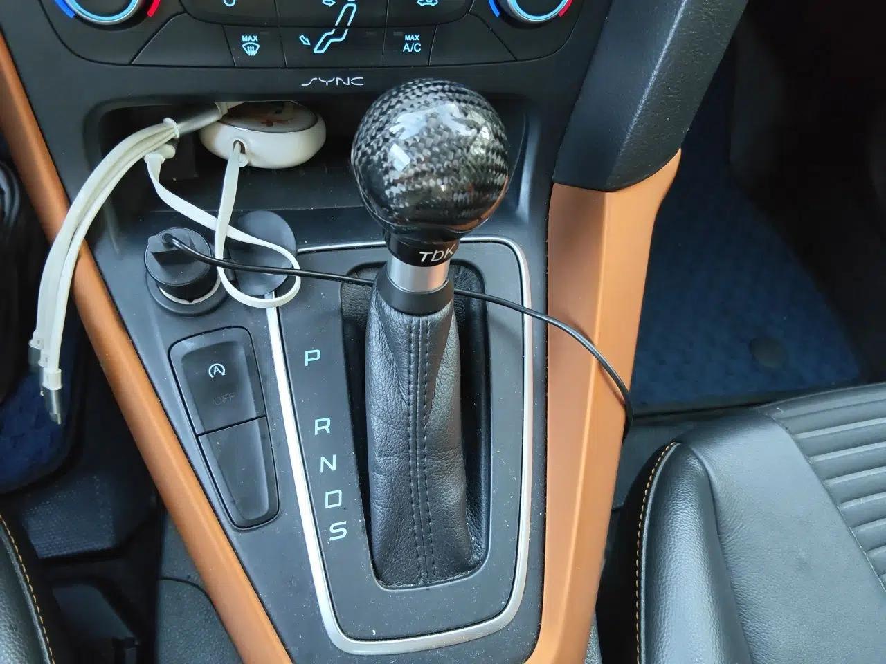 Ford Focus 2018 Hatchback Classic EcoBoost 180 Automatic Sport Edition — миниатюра 14