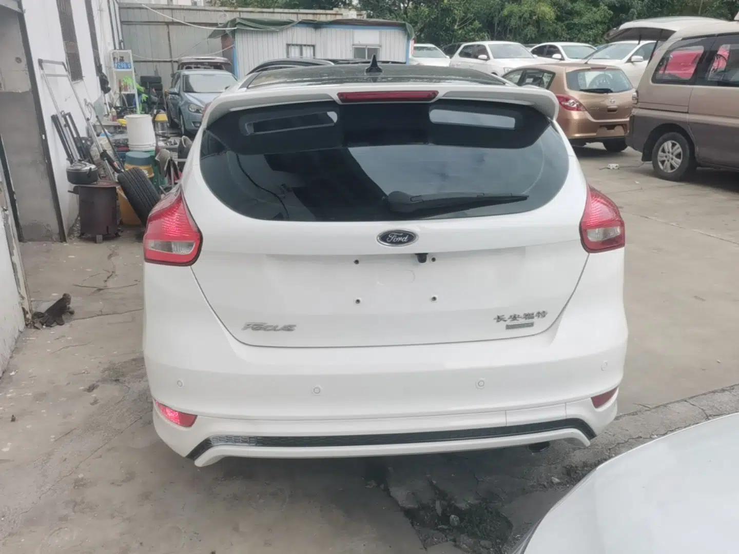 Ford Focus 2017 1.5T CTCC White and Black Limited Edition — миниатюра 5